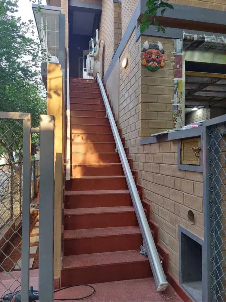 Handicare Outdoor Stair Lift